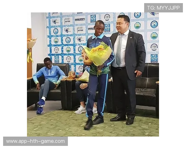 长跑邀请赛:肯尼亚运动员再创辉煌,赛场火爆!,肯尼亚中长跑运动员